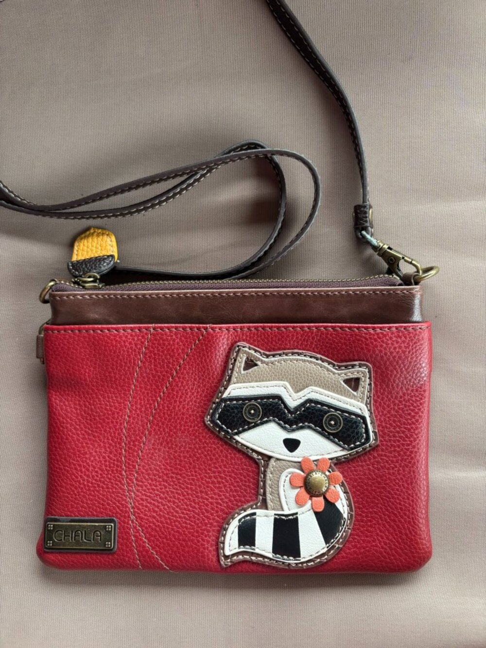 Chala crossbody purse racoon